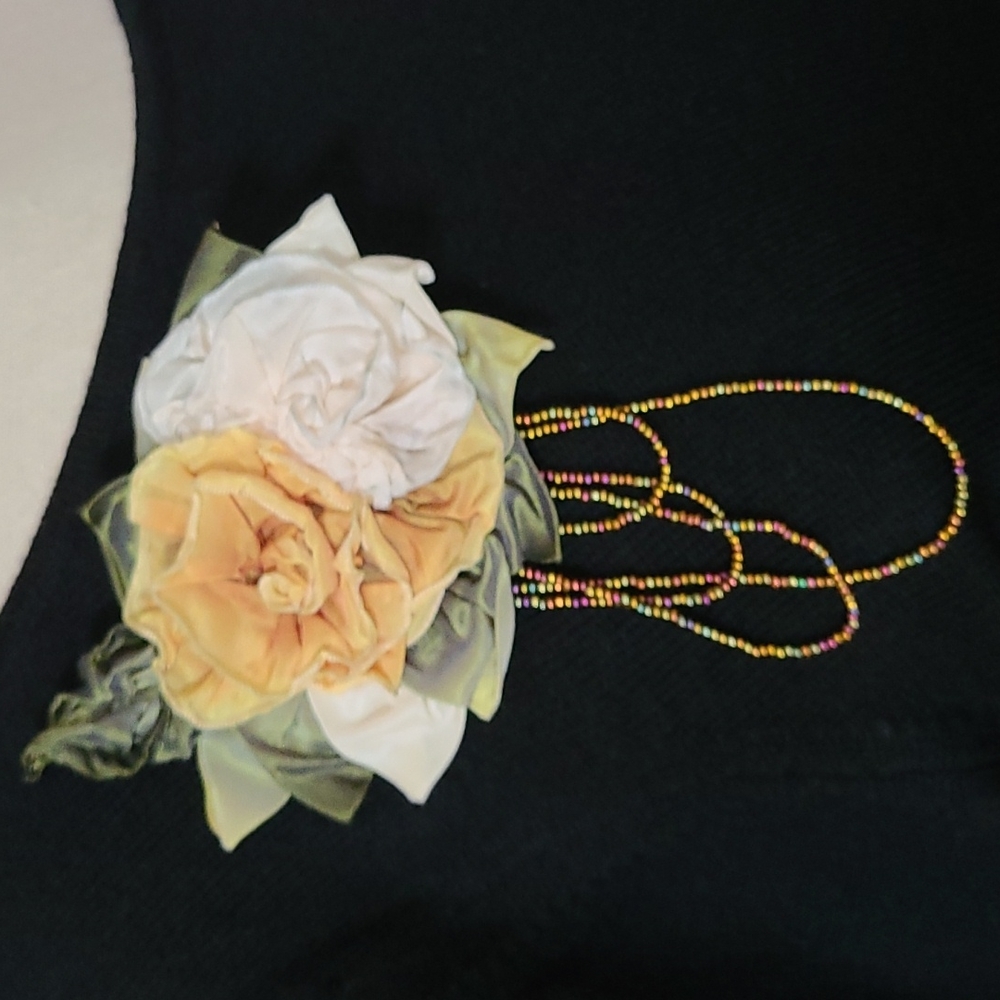 Beverly Gayle Floral Pin